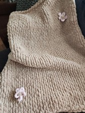 Handknitted Chunky Yarn Throw Blanket