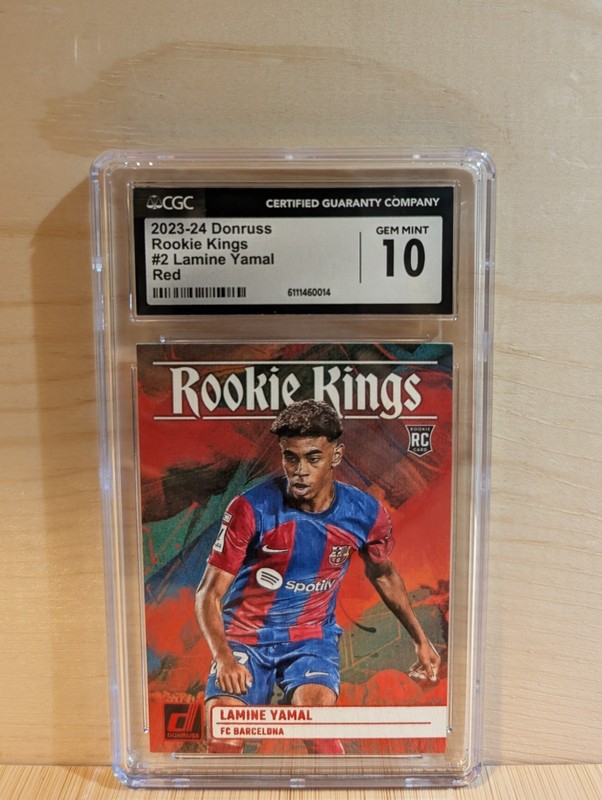 2023-24 Panini Donruss FIFA Rookie Kings Lamine Yamal RED RC CGC 10