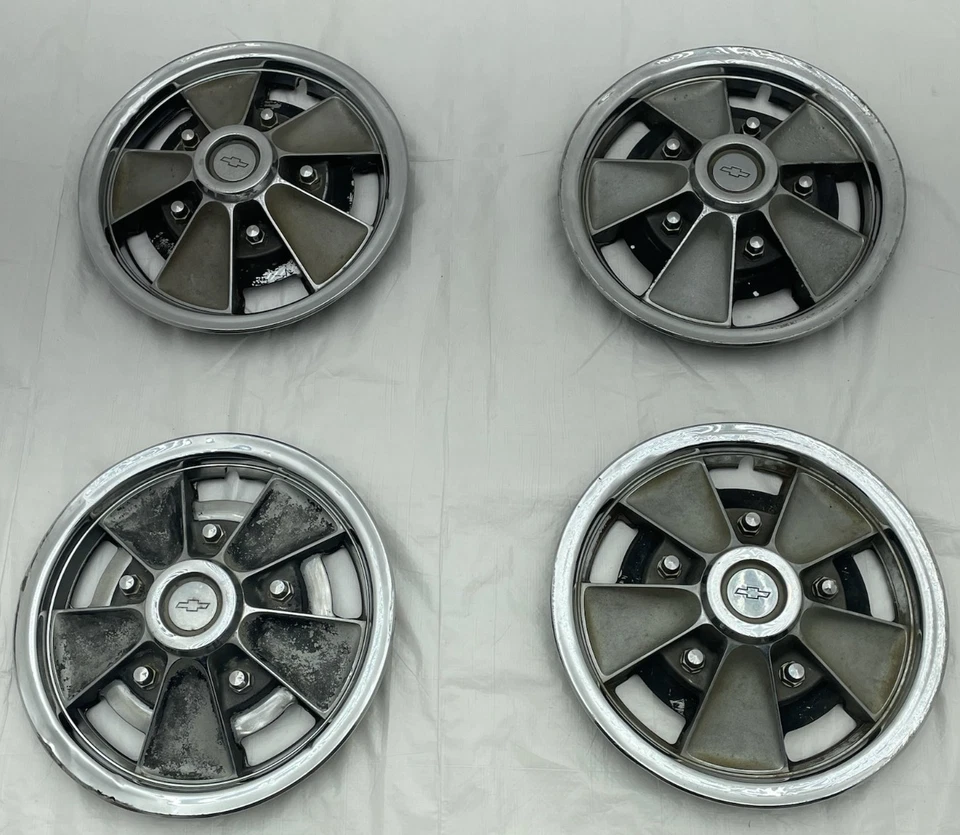 1965 1966 雪佛兰 14 英寸轮毂盖 4 件套 Mag 轮盖 Chevelle 雪佛兰 II Nova — 第 2/4 张图片