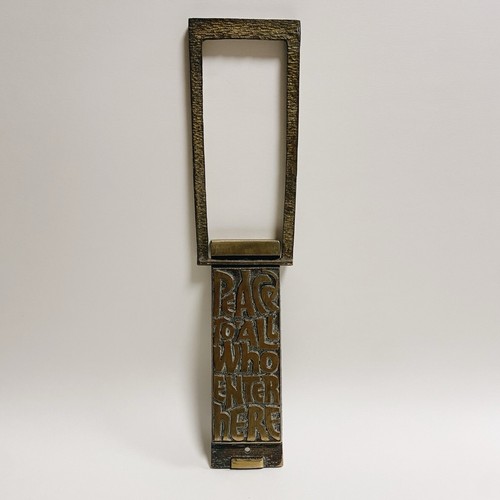 Vintage MCM Brass Door Knocker “Peace To All Who Enter Here” 1969 Terra Sancta - Picture 6 of 11