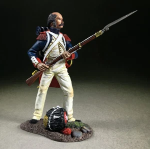 BRITAINS NAPOLEONIC FRENCH 36199 FRENCH IMPERIAL GUARD STANDING DEFENDING NO. 2