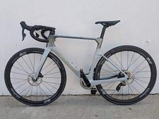 NEW 56cm Fuji Kasane 2.1 Carbon Road Bike, Sram Rival AXS Wireless 2x12 8