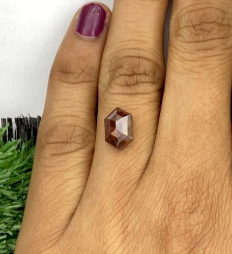 Diamant Brut Naturel 1.82CT Octaèdre Gris-Brun - Pierre Précieuse Non Taillée - Neuf Sans Emballage