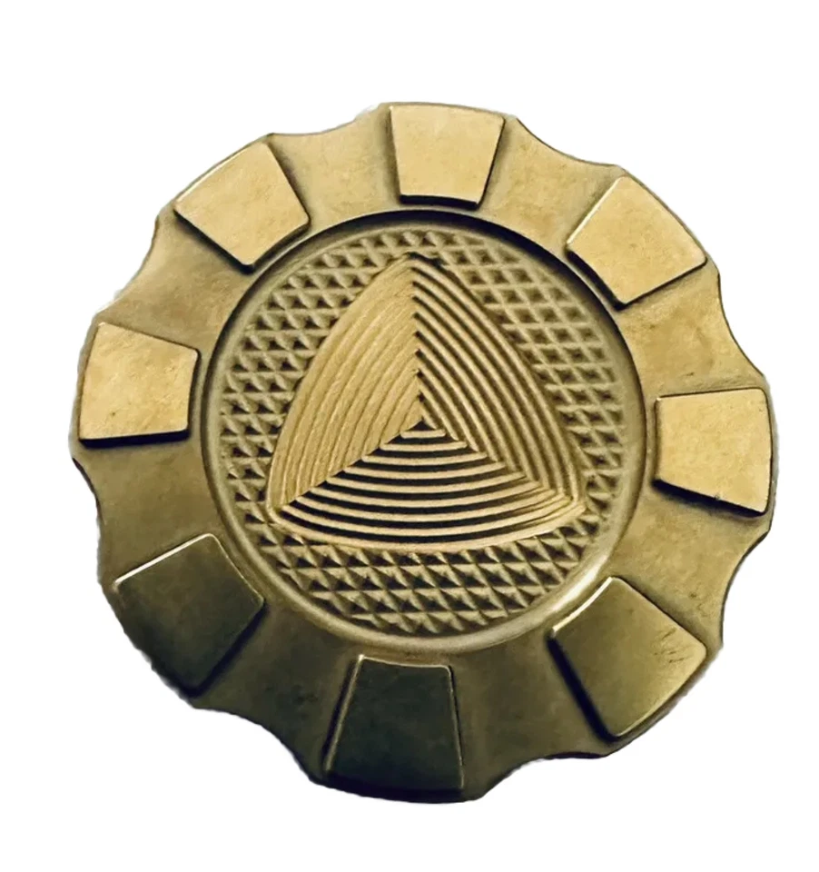 Manija de latón HiTex Gear Chip - Caja EDC rara incluida Foto 2 de 2