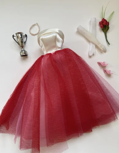 Vintage Barbie REPRODUCTION Campus Sweetheart #1616  Gown and Accessories