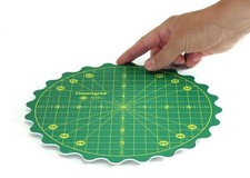 Omnigrid Rotating Cutting Mat 8"