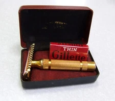 Gillette 1934 Red Black Thick Bar Handle DE Safety Razor Set in Case