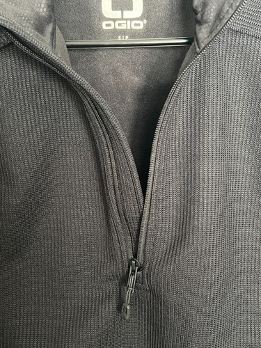 OGIO Grit Fleece 1/2-Zip Jacket Black Rugged Texture Size Small Color Black - Picture 2 of 6