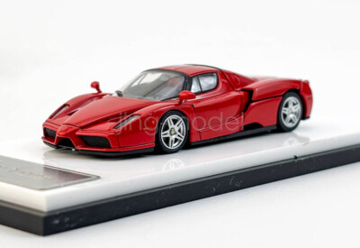 King 1:64 Scale Red Enzo Racing Sports Diecast Metal Toy Model
