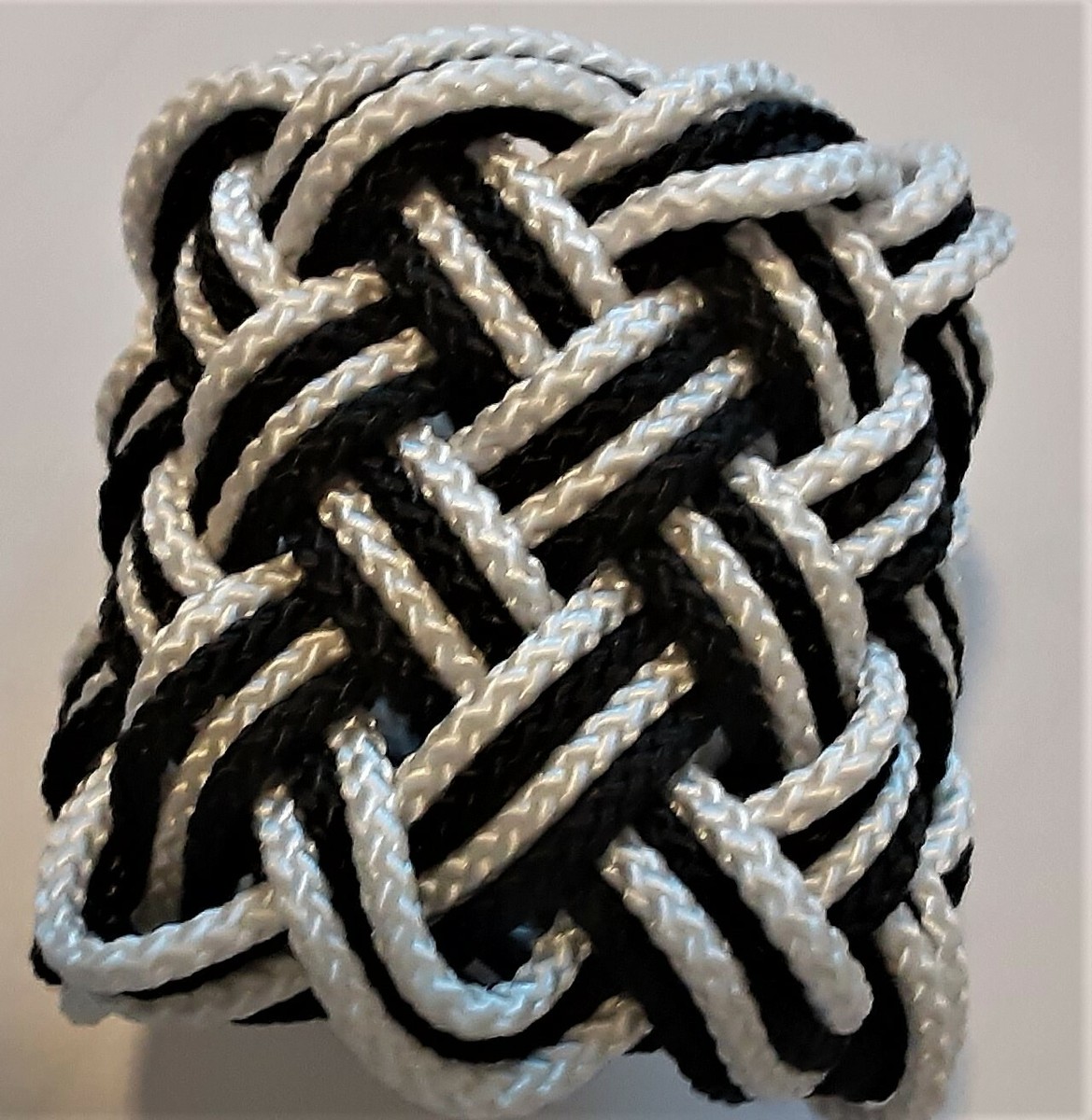 Turks Head Knot How To Make A Running Turk's Head National Maritime