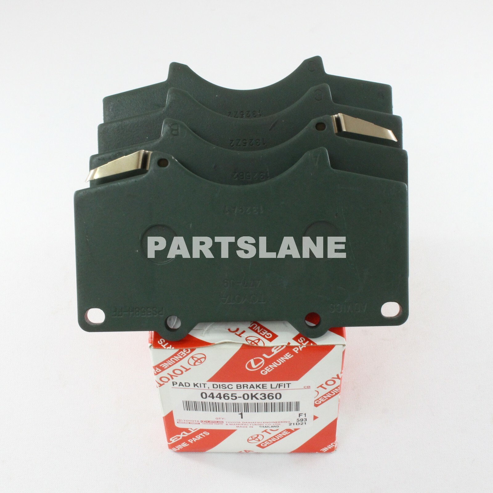 Toyota Hilux GGN125 GUN125 KUN125 OEM Front Disc Brake Pad Kit  