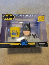 DC Batman Super Smile Toothbrush Toothbrush Holder Rinse Cup Gift Set NEW