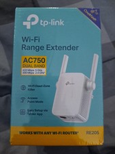 New TP-LINK AC750 Wi-Fi Range Extender in white