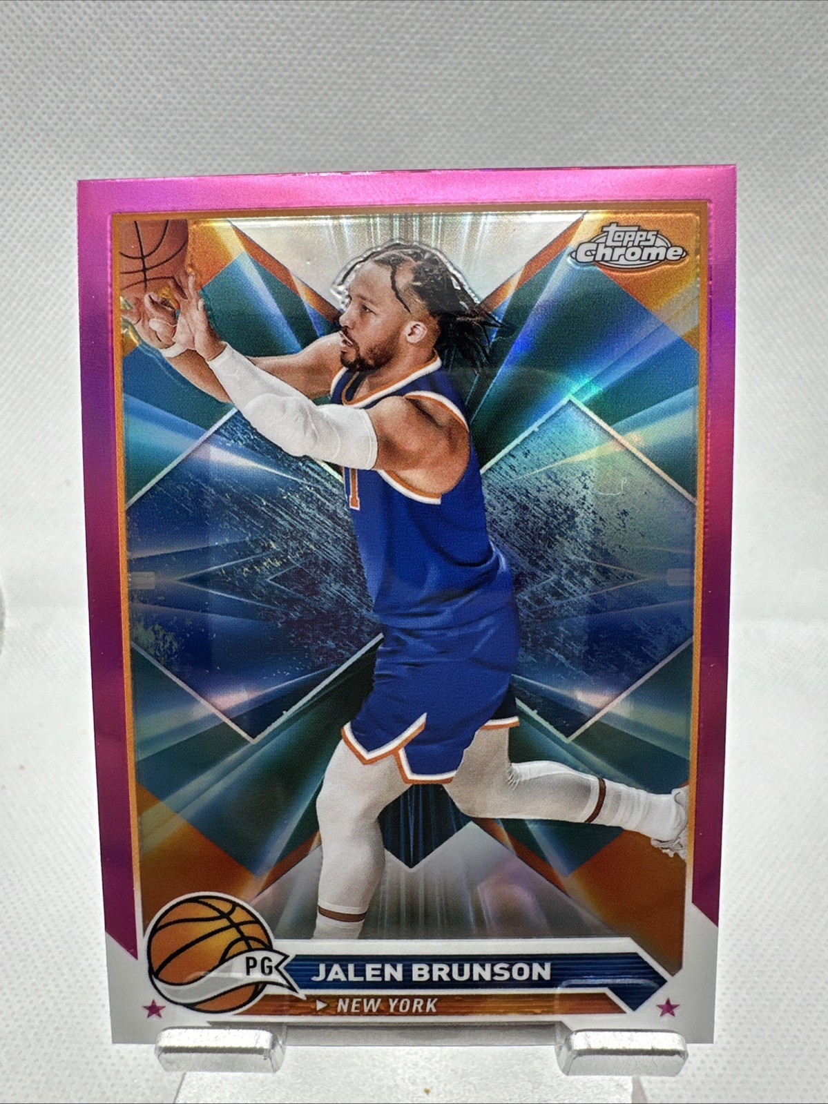 2023-24 Topps Chrome - Jalen Brunson #11 Pink Refractor