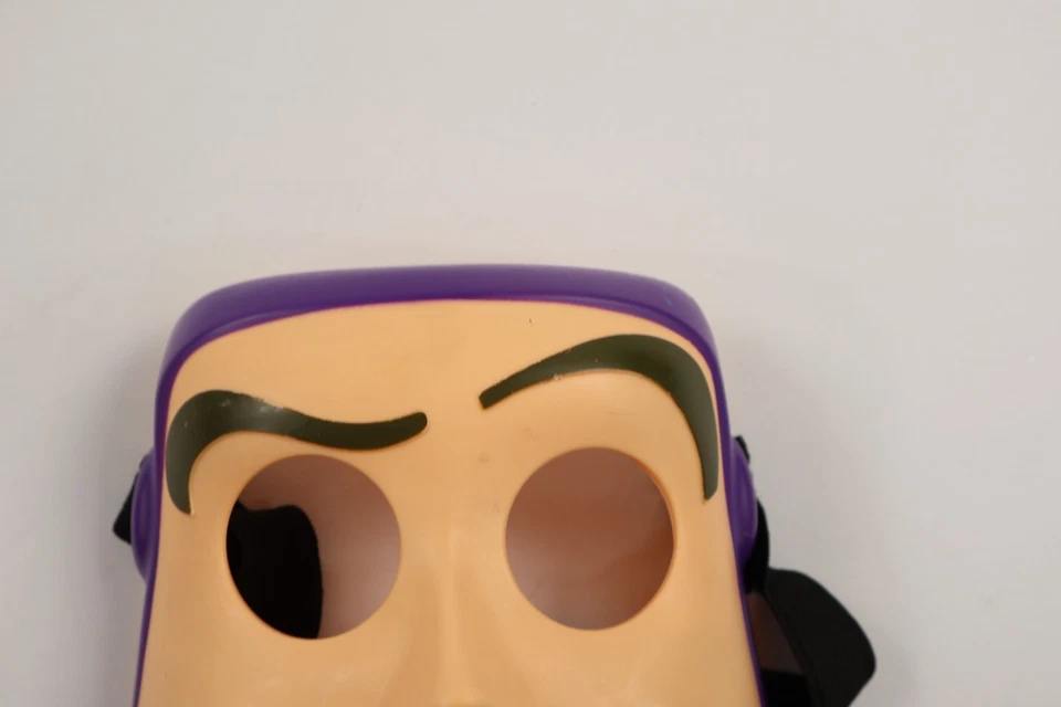 Disney Pixar Thinkway Toys BUZZ LIGHTYEAR Toy Story Máscara Halloween Juego para niños Foto 2 de 4