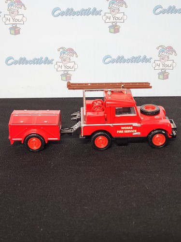 Matchbox 1994 Land Rover 1952 Diecast Firetruck & Trailer - Picture 7 of 10