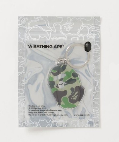 * A BATHING APE Men's Goods ABC CAMO APE HEAD ACRYLIC KEYCHAIN 1L20182005 z - Picture 8 of 9