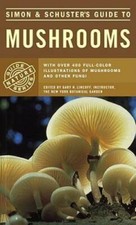 Simon & Schuster's Guide to Mushrooms (Nature Guide Series) - Paperback - GOOD