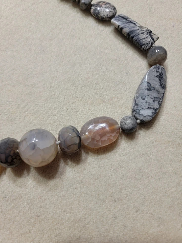 Collar de joyería con cuentas de astillas caídas facetadas de ágata de fuego natural 25 cm Foto 4 de 4