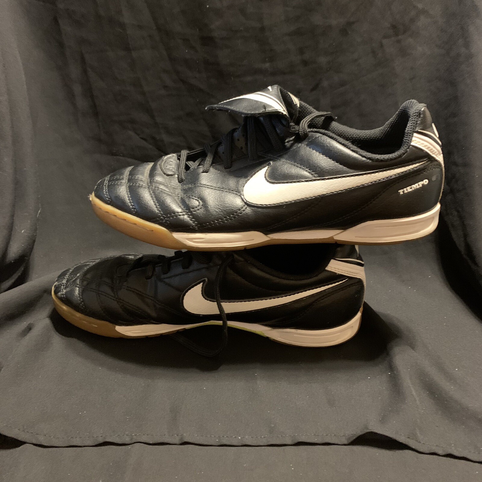 Nike Tiempo Indoor Soccer Shoes Black 