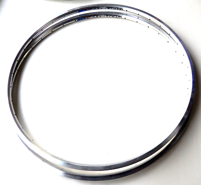 Paire de jantes alu avant larges (trous oblongs) pour essieux avant