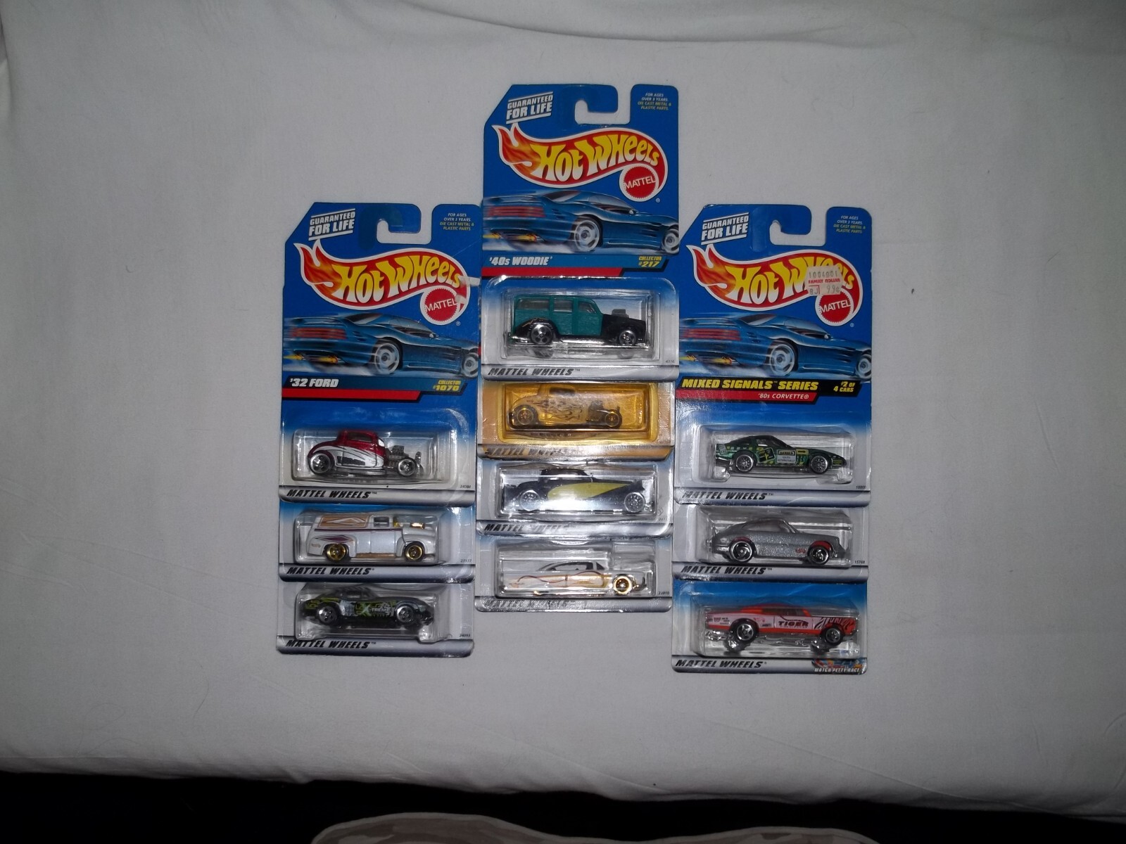 Amazing Vintage Lot of 10 various ages & models of Hot Wheels diecast vehicles