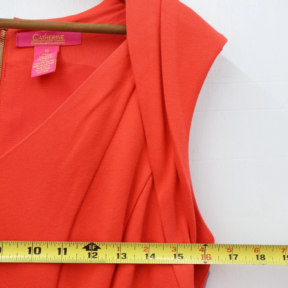 Catherine Malandrino 珊瑚褶 A 字型修身喇叭针织连衣裙 10 V 领 Midi — 第 2/4 张图片