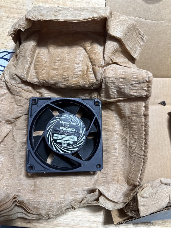 Howard Industries Cyclohm Fan 120 VAC 50/60 HZ .39/.29 AMP