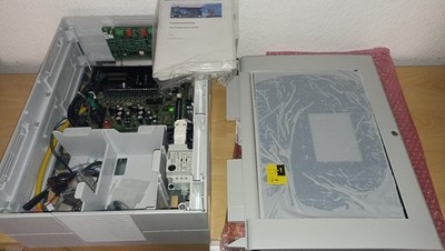 ESSER MultiFlex Control Einbruchmelderzentrale + FX808324 Display + FX808328.2R