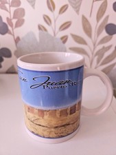 Lot de tasses de collection en céramique