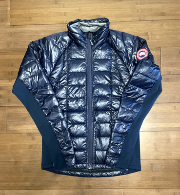 New Canada Goose HyBridge Lite Down Puffer Jacket 2701M Navy New Canada Goose HyBridge Lite Down Puffer Jacket 2701M Navy
