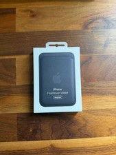 Apple FineWoven Wallet with MagSafe for iPhone 14/15 Series - Black