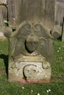 FOTO WHITTINGHAM MEMENTO MORI GRABSTEIN ERINNERE DICH AN DEN TOD - DIESE STEINE WAREN PO