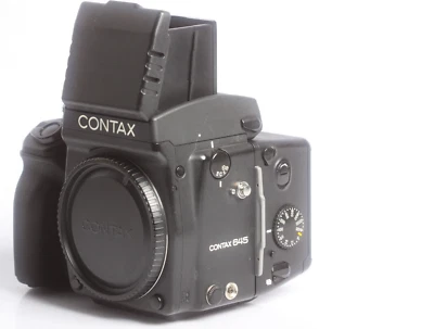 Boîtier Contax 645 avec chargeur MFB-1 + viseur de puits de lumière Waist Level Finder - Photo 1/4