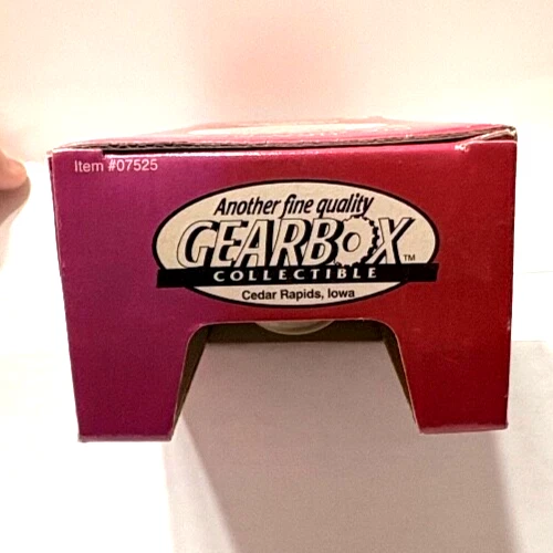 GEARBOX - WAYNE GAS PUMP REPLICA - WADHAMS GASOLINE-LIMITED EDITION-DIECAST - Image 4 of 4