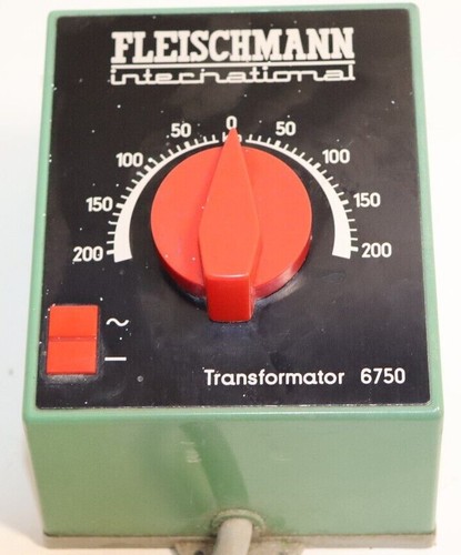 Fleischmann " große Auswahl " Modelleisenbahn Trafo Transformator 220 V Volt - Picture 13 of 55