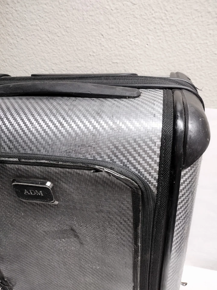 Tumi Tegra Lite Max Expandable Spinner 4 Wheel Luggage 22” - Heavy Cosmetic Wear - Image 3 of 4