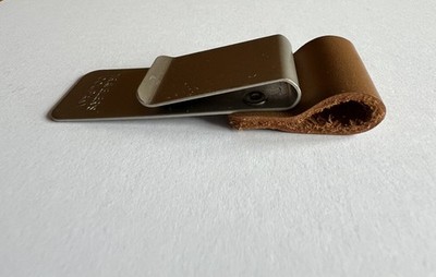 Traveler's Company Notizbuch Clip-On Leder Stifthalter M camel