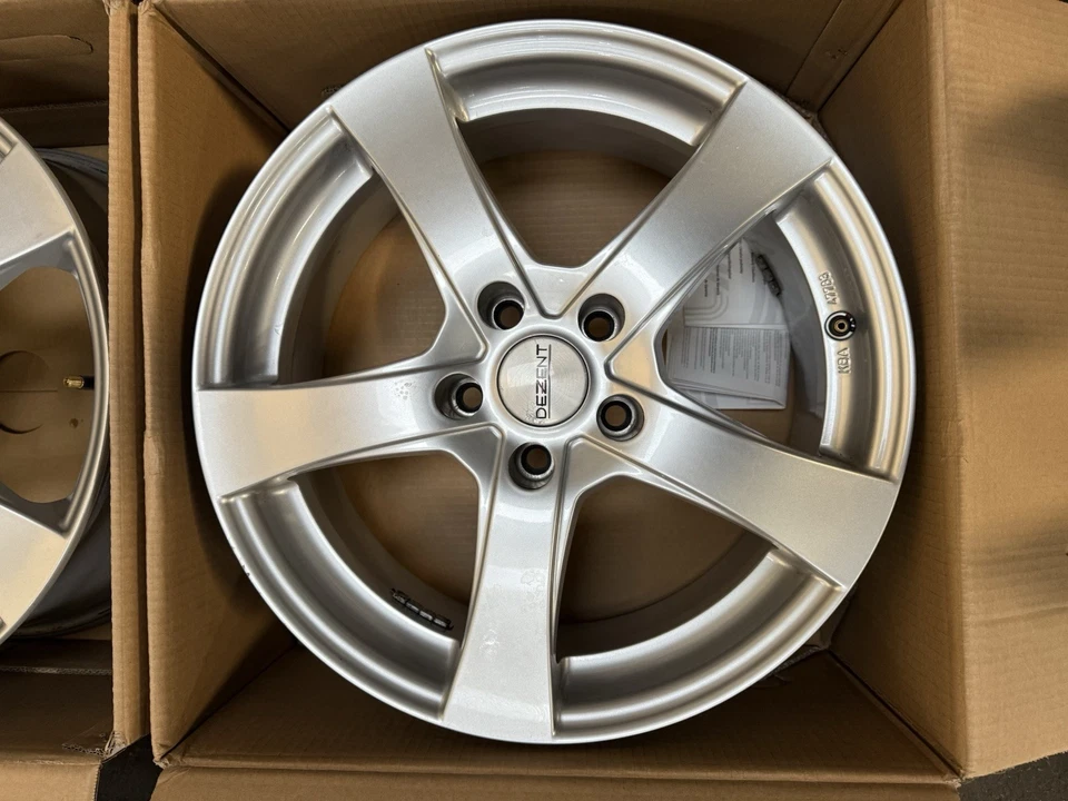 4x Dezent TR 7 X 17 pulgadas 5 X 112 ET 38 plata Audi Seat Skoda VW Mercedes BMW - Imagen 2 de 4