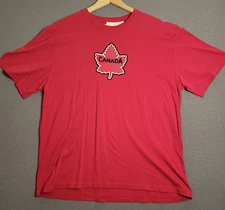90s CN Tower Canada Maple Leaf Tee Mens Sz Large Red Embroidered Graphic T-Shirt