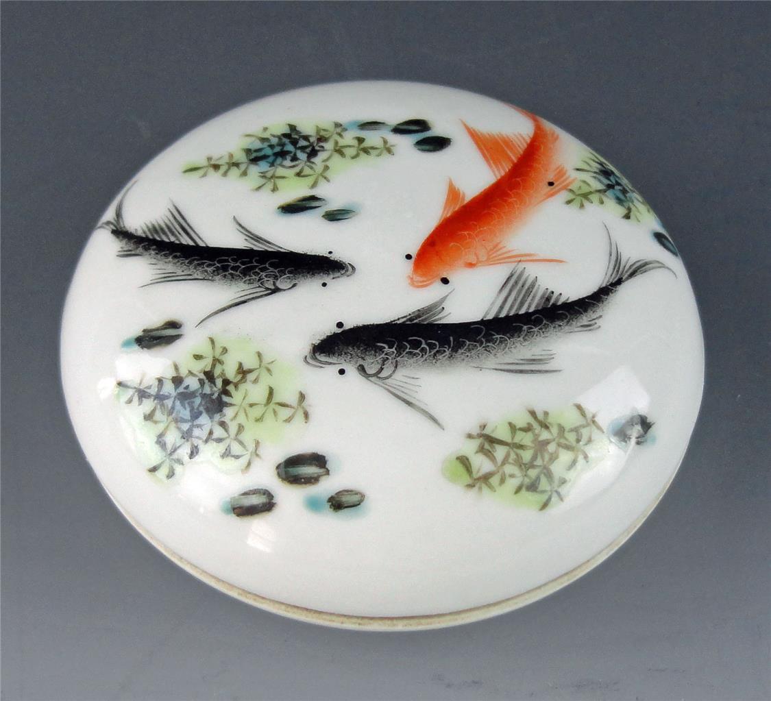 chinesekoi fish lid box porcelain Chinese Republic Period Porcelain Ink Paste Box w Lid Fish Pound Motif