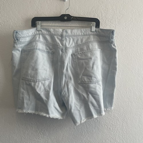 Old Navy Baggy Mid Rise Jean Shorts Women's 18 Light Wash - 第 6/7 張圖片