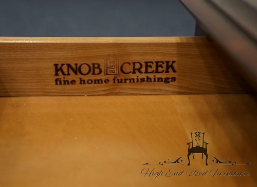 KNOB CREEK Solid Cherry Traditional Style 22" Accent End Table 31-8109 - Picture 5 of 10