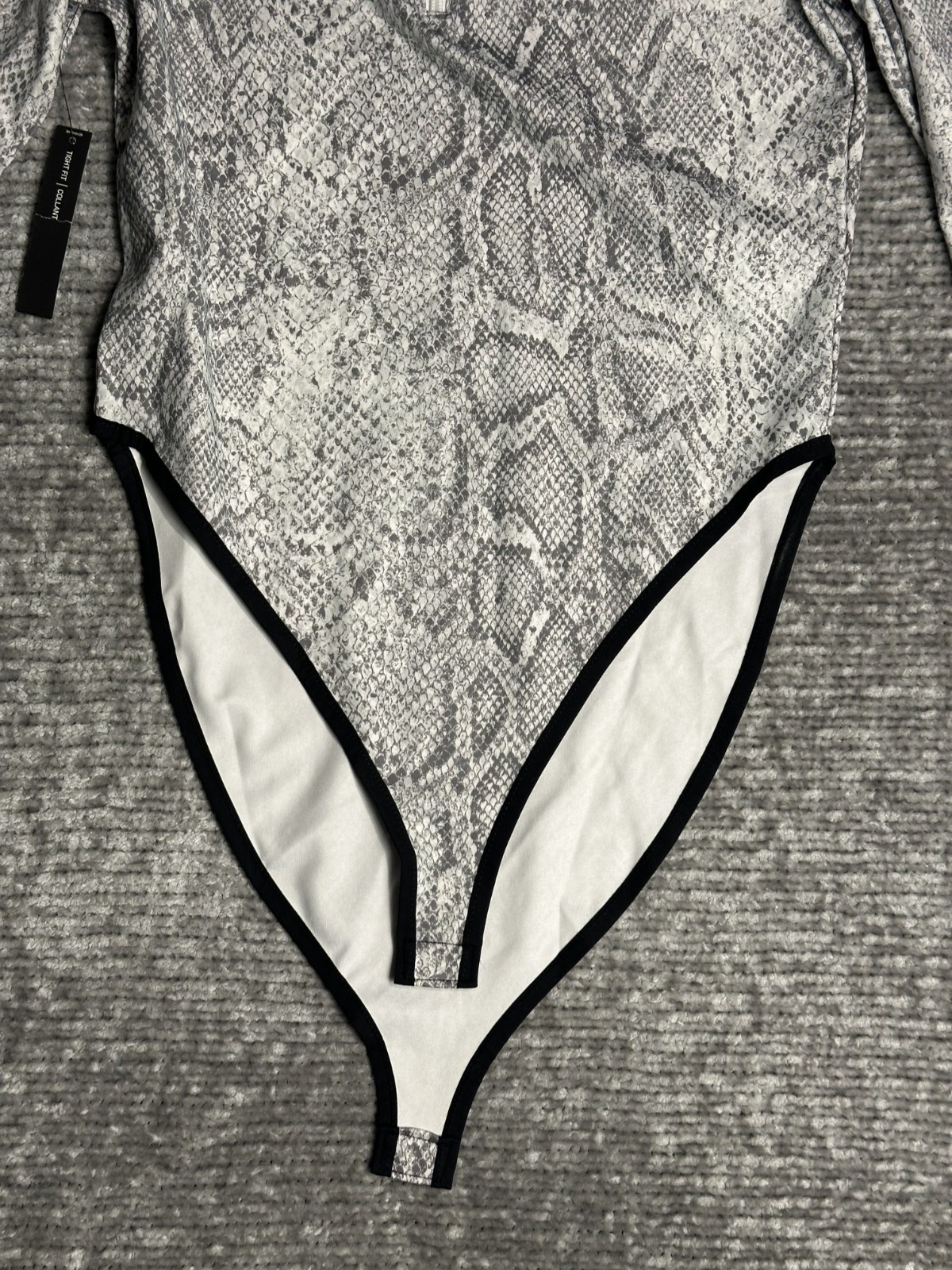 Nike Python Snakeskin Grey White Zip Long Sleeve … - image 10