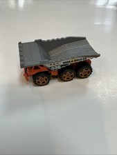 2001 MATCHBOX 536 BASH  BUILD ORANGE  GRAY 1:64 DIECAST 2 3/4" DUMP TRUCK