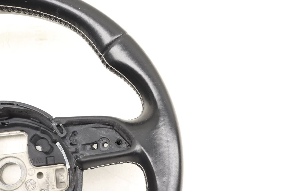 AUDI A5 QUATTRO 2013-2017 - Volante deportivo de 3 radios (fondo plano) Foto 3 de 4