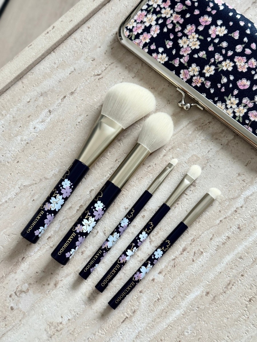 Hakuhodo Makeup Brush Set 5 pc - Sakura Limited Edition-with