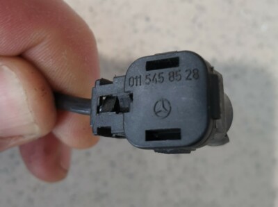 Mercedes-Benz SL R129 / W124 / W126 / W140 / W201 Female connector 