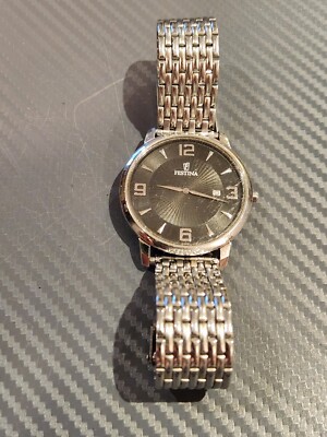 Herren Festina Thinline Edelstahl Quarz Uhr mit Datum - 6806. Neu  . 