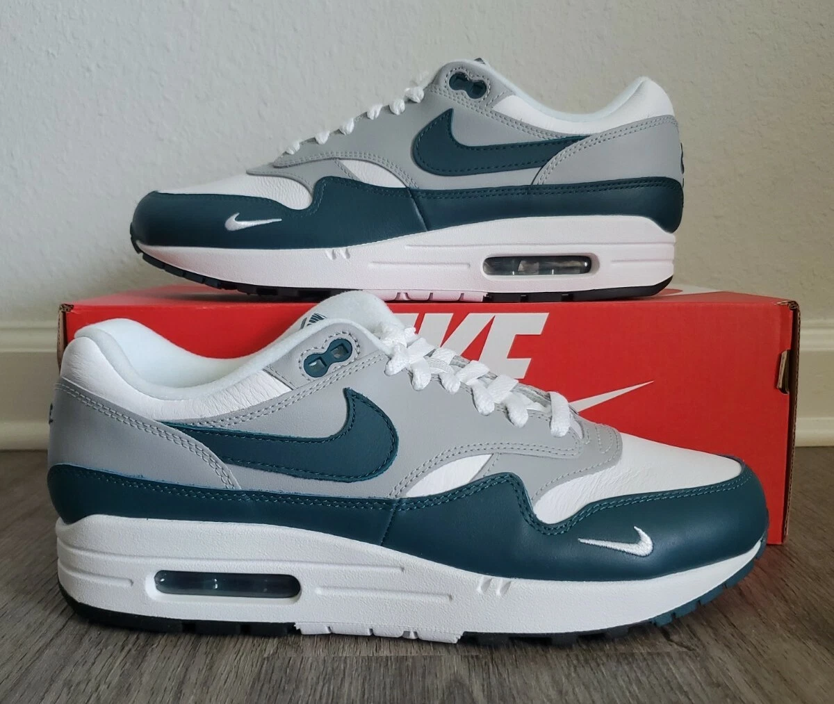 RARE Nike Air Max 1 Retro Dark Teal Green MEN'S 8/ WOMEN'S 9.5 -  DH4059 101